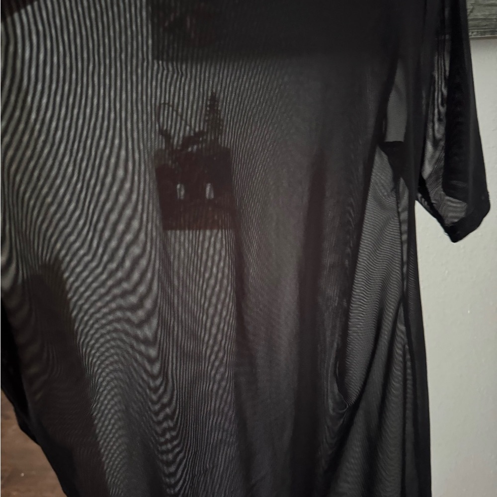 Women's Potters pot Black Sheer Top no size tag but like medium or small - Picture 7 of 7